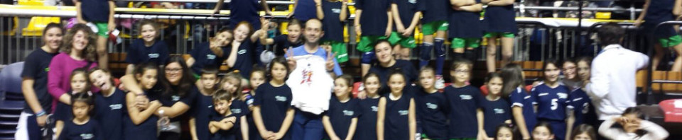 Massiccia presenza del GS Pino Volley al Christmas Minivolley!